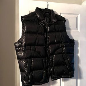DKNY Mens Puffer Vest. Size XL
